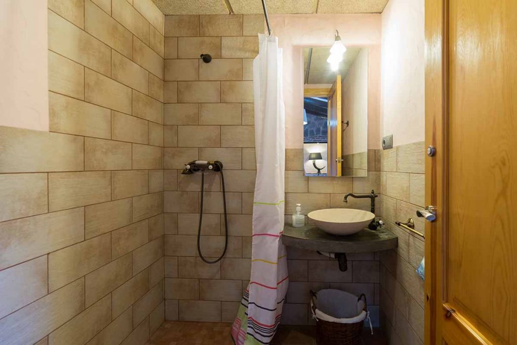 habitacio-bambu-bany